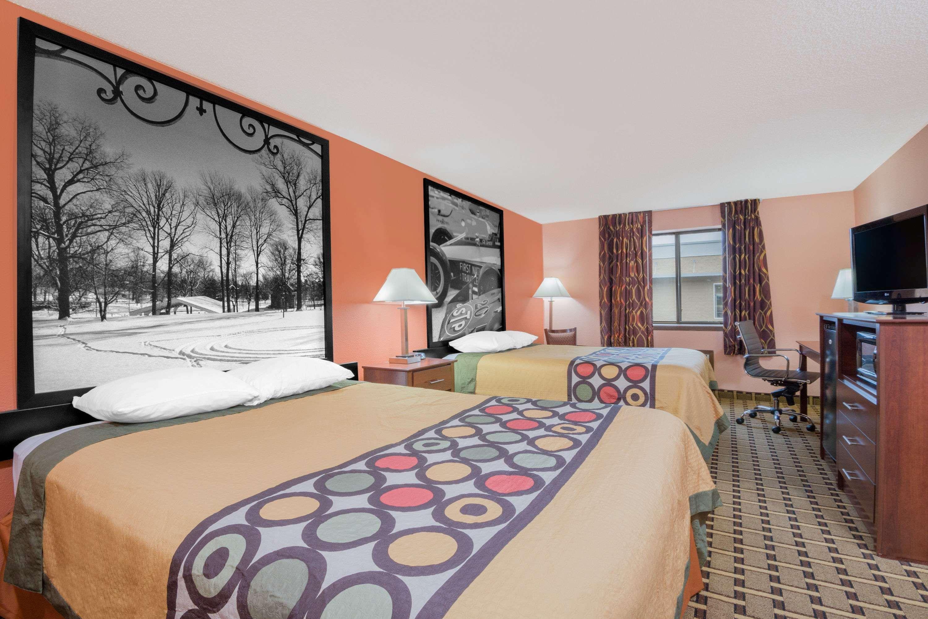 Super 8 By Wyndham Shelbyville Buitenkant foto