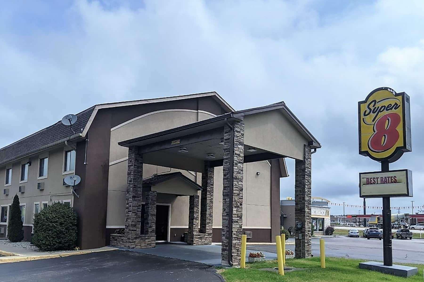 Super 8 By Wyndham Shelbyville Buitenkant foto