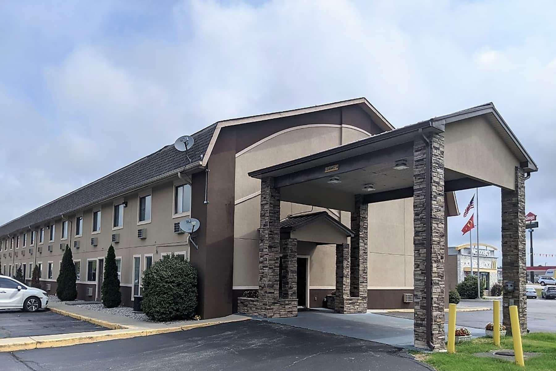 Super 8 By Wyndham Shelbyville Buitenkant foto