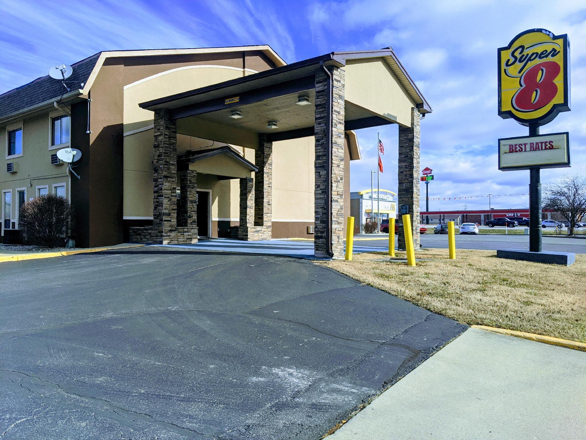Super 8 By Wyndham Shelbyville Buitenkant foto